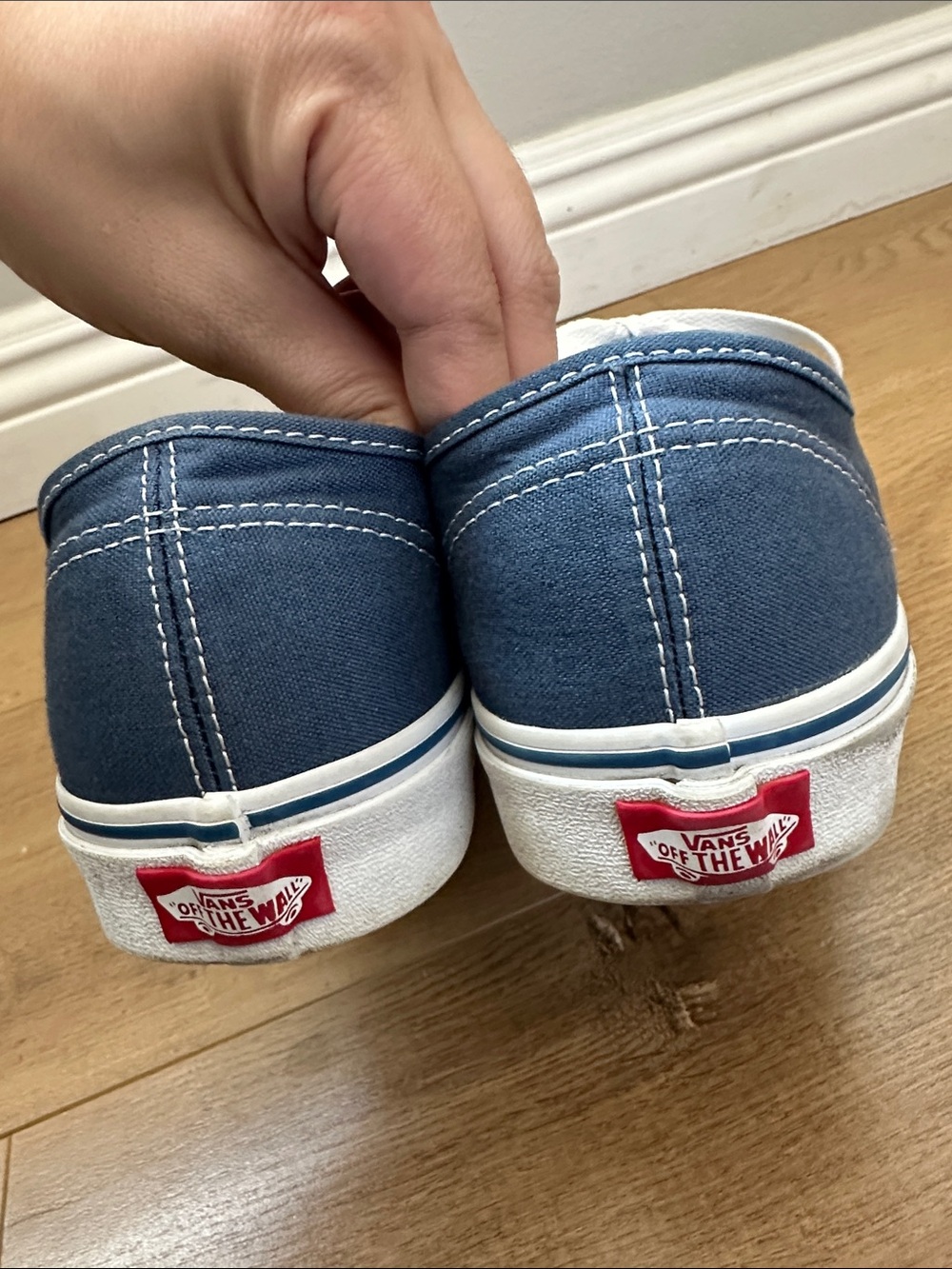 Vans Authentic - Size 11 Men - Picture 3 of 5